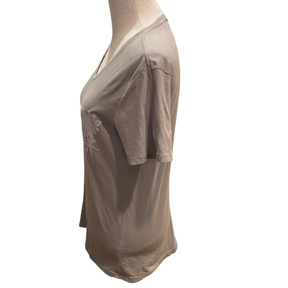 Vintage Y2K Ed Hardy Gray T-Shirt Womens Skull and Roses Graphic Tee Size Medium - Picture 8 of 16